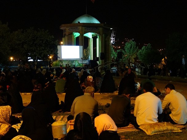 گزارش تصویری از مراسم احیای شب‌ قدر در خرم‌آباد
