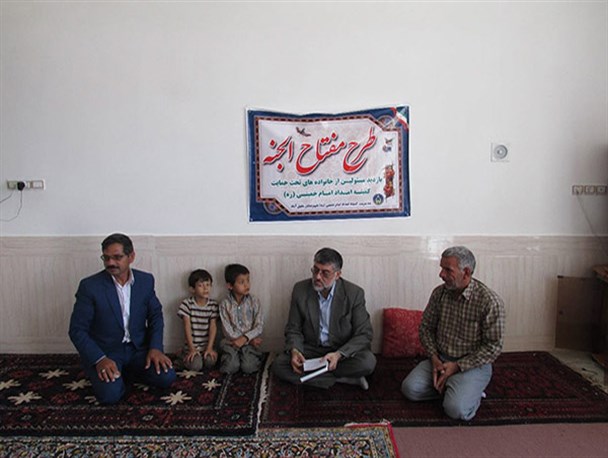 40 سبد غذایی به خانواده های نیازمند در شهرستان خلیل آباد اهدا گردید+تصویر
