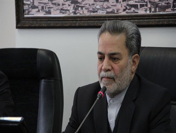 ظرفیت هنرمندان یزدی به درستی مورد استفاده قرار نگرفته است