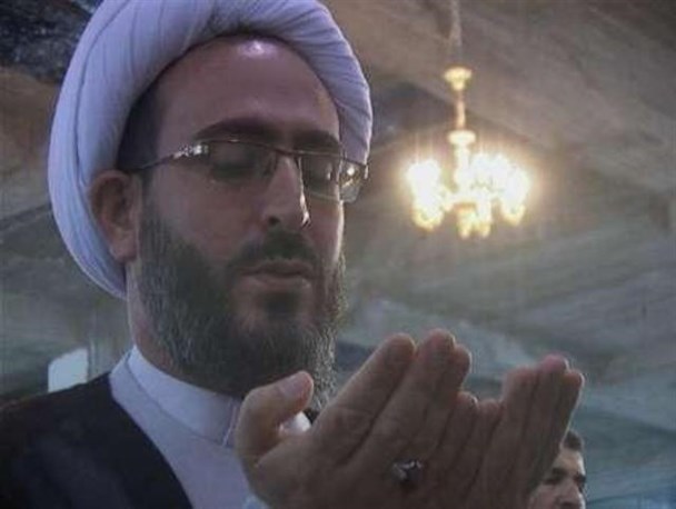 نماز عید فطر در مصلی امام برگزار می‌شود/ زکات فطره جهت کمک به مدافعان حرم پرداخت شود