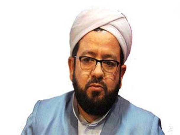 اهل‎سنت با تبعیت از رهبر انقلاب نماز عید فطر را در یک روز می‎خوانند