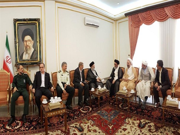 دیدار و گفتگوی صمیمانه با نماینده ولی فقیه در آذربایجان شرقی