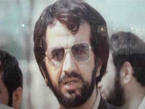 شهیدی که هر سال شهید می شود! / استانداری که فیش نجومی نداشت و بنز سوار نبود