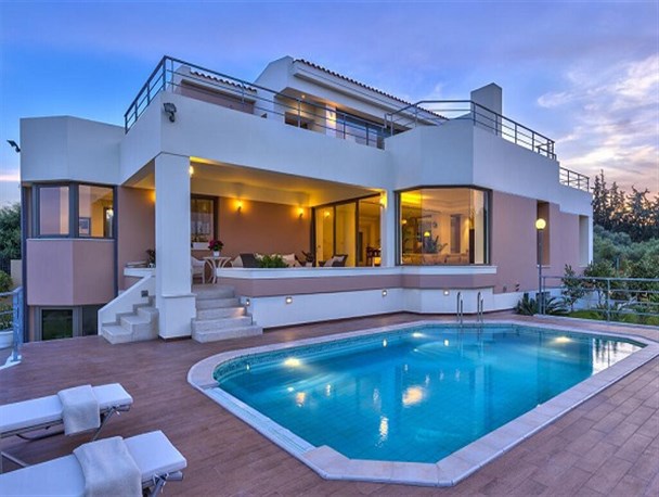 حذف خانه‌باغ‌ها مشکل کم‌آبی استان بوشهر را رفع می‌کند/ آب‌شیرین‌کن نیروگاه هیچ نقشی در تامین شبکه آب استان ندارد