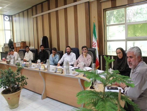 برخورد با ٣ راننده متخلف تاکسی در شهرکرد