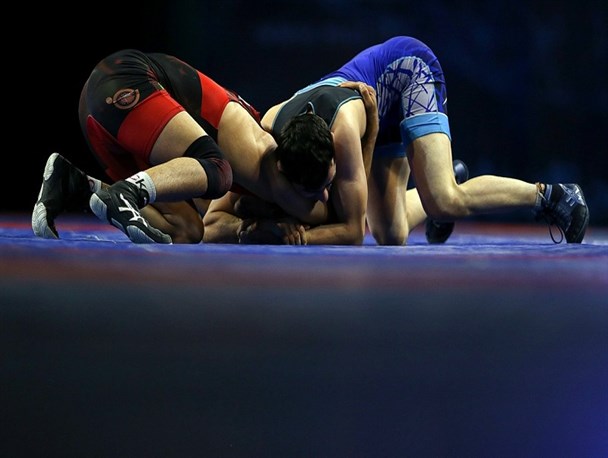 اهدای جوایز برترین مربی و کشتی فرنگی آسیا توسط ژنرال هفت ستاره