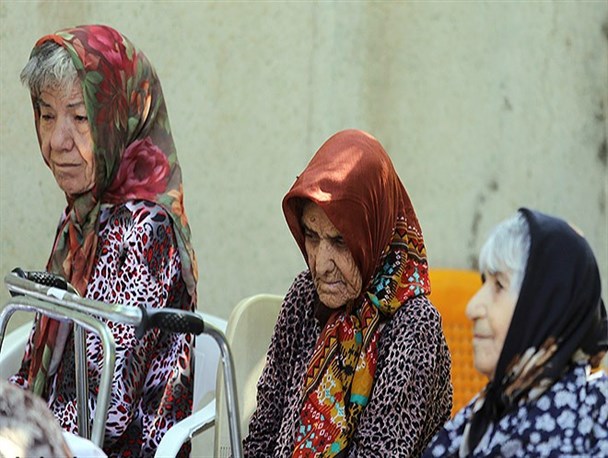 جوانی را سفر کردند تا حسرت / صدای غم انگیز تنهایی از سرای سالمندان به گوش می رسد+عکس