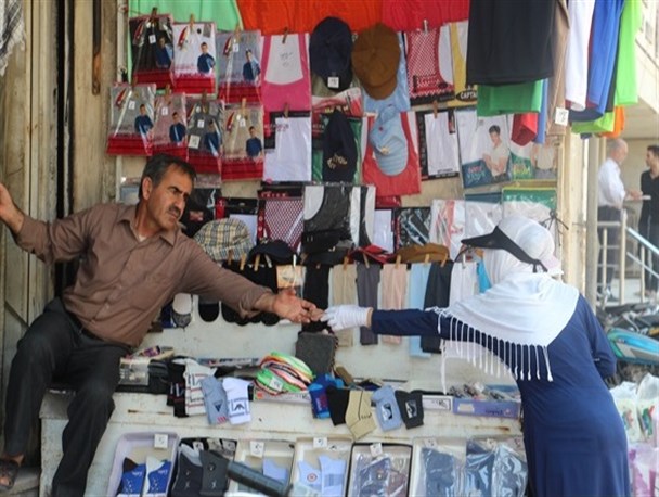 تصاویری از کفاشان و دست فروشان بوشهری