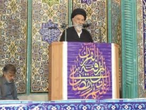 اشرافی‌گری یکی از معضلات کشور است/چرا رئیس‌جمهورخائنین به ملت را ذخیره انقلاب و مایه عزت  و امین ملت نامیدند؟