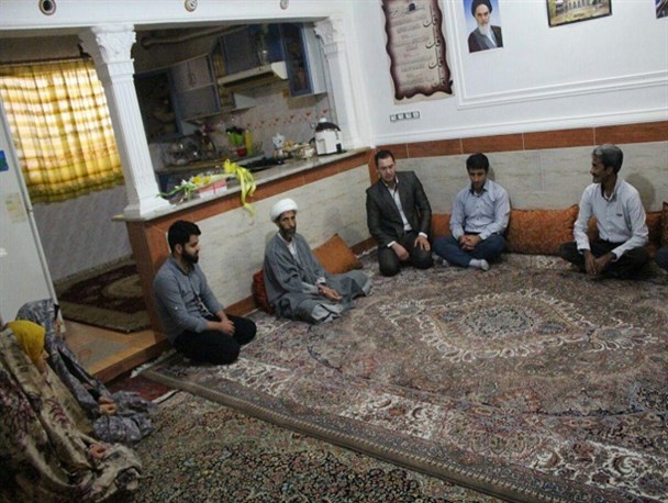 تجلیل از دانش آموز منتخب مسابقات کشوری قرآن و عترت در علی آباد+تصاویر