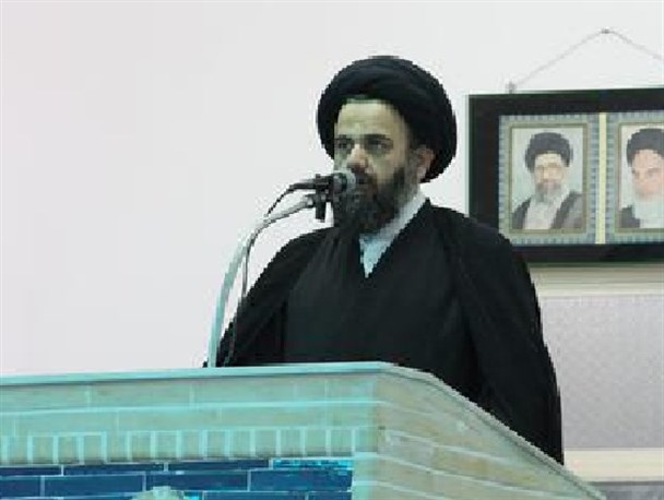 توجه ویژه دفتر رهبر انقلاب به آران و بیدگل/ مذاکره با آمریکا در هر موضوعی سمی مهلک است