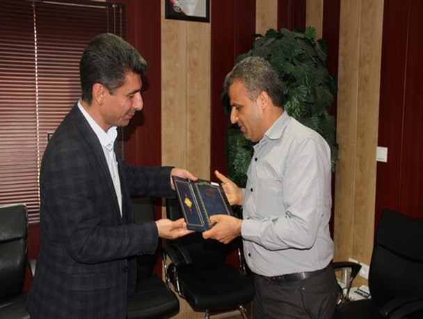 کسب رتبه برتر روابط عمومی شبکه بهداشت و درمان فراشبند در استان فارس
