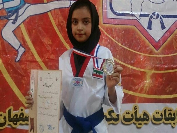 کسب مدال نقره توسط دختر تکواندوکار گلپایگانی