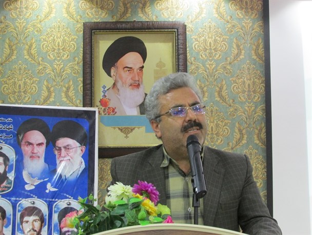 جنگ تحمیلی اقتصادی نیاز به «دفاع مقدس اقتصادی» دارد/ بیکاری و بی‌مهارت بودن جوانانه به معنی عملکرد موفق دشمن است