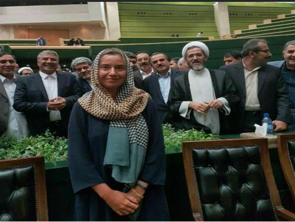 ذوق زدگی غرب زده های سلفی بگیر؟!