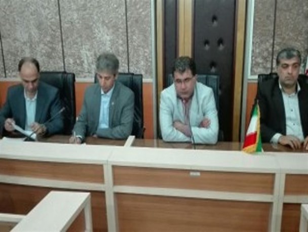 از ساخت میدان ۴ هزار متری در فریدونکنار تا درخواست مالی فرماندار از خبرنگاران!