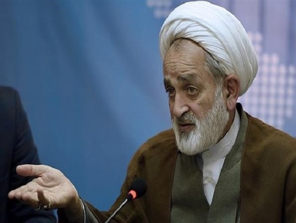 آقایان تازه به این فکر افتاده‌اند که از ظرفیت‌های داخلی استفاده کنند