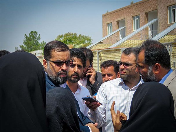 بازدید مسئولان از فاز دوم مسکن مهر شهر سرخس