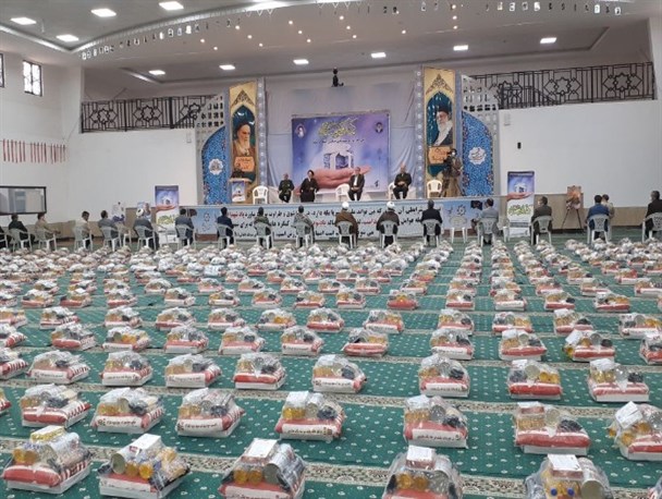 گام دوم نهضت کمک مومنانه در خراسان‌جنوبی آغاز شد/ توزیع ۲۸۰ سری جهیزیه