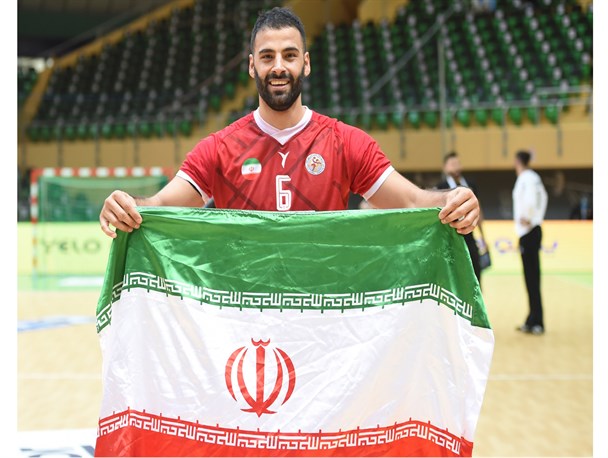 سجاد استکی: قلبم با تیم ملی هندبال است / دوست داشتم در قونیه برای ایران افتخارآفرین باشم