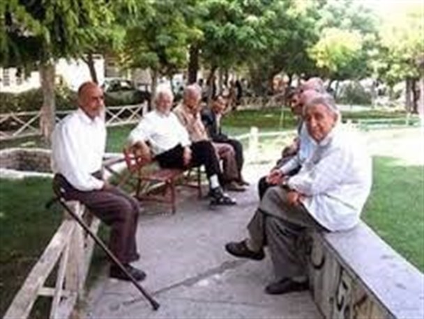 طرح رفاه کارت ویژه بازنشستگان در بجنورد در حال اجراست