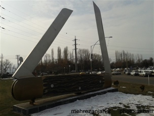 بزرگترین چاقوی دنیا در زنجان/تصاویر