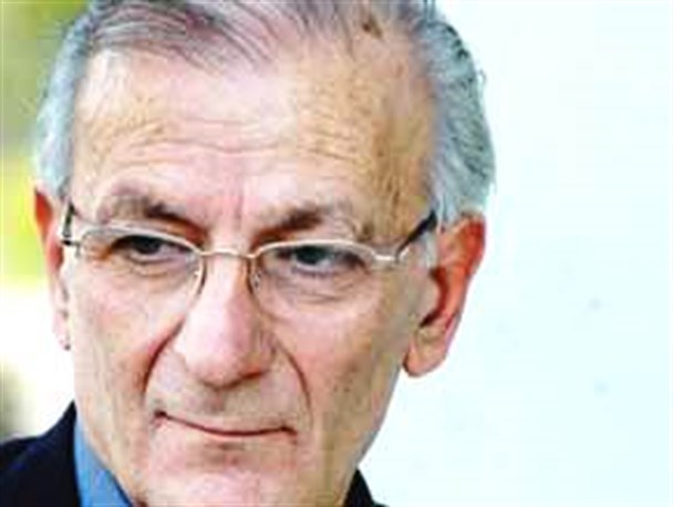 دوبلور پیشکسوت «جلال مقامی» دچار حادثه شد