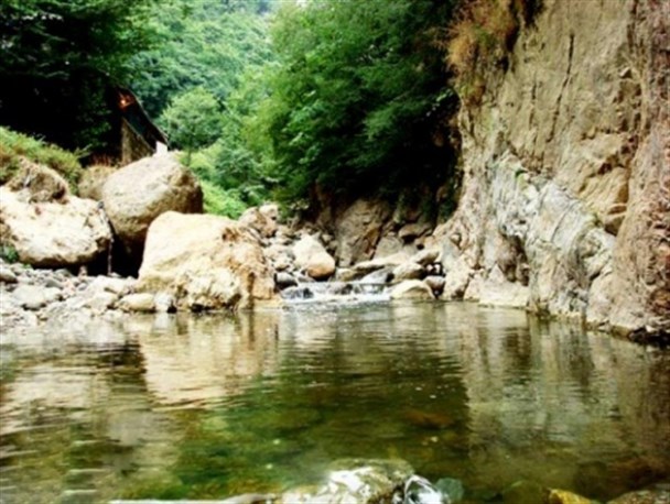 طبیعتی بی نظیر/آبشار لارچشمه ماسوله
