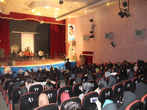 کنسرت بزرگ موسیقی در اسفراین برگزار شد+تصاویر