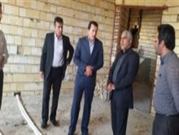 بازدید معاون عمرانی دانشگاه پیام نور کشور از ساختمان نیمه کاره پیام نور سی سخت+عکس