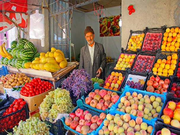 کسادی بازار کار این ایام