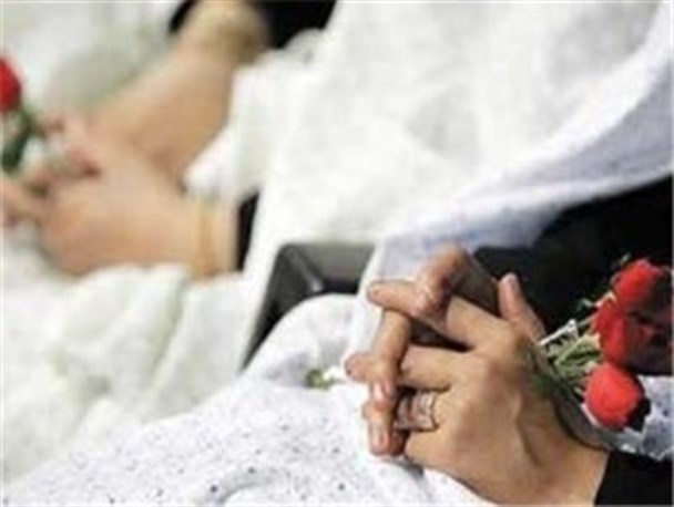 24 نوعروس تحت پوشش کمیته امداد قصرشیرین آغاز زندگی مشترک خود را جشن گرفتند