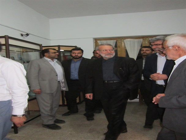 بازدید رئیس مجلس شورای اسلامی از خانه شهید مطهری در فریمان