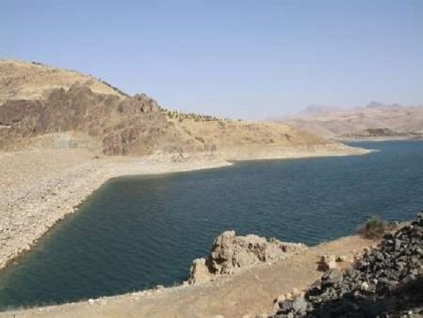 گاف بزرگ یکی از مدیران شرکت آب منطقه‌ای کردستان/ آب کردستان فقط برای کردستان است!