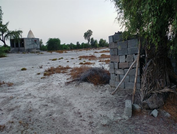 آستانه امامزاده شاه اسماعیل(ع) در میناب فاقد امکانات اولیه