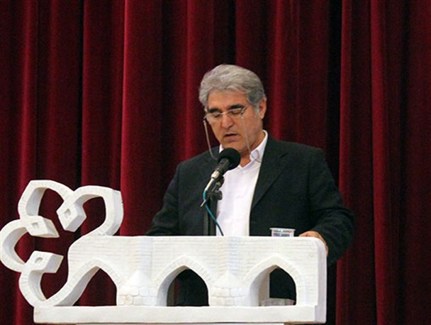 محور توسعه استان، گردشگری است/ وظیفه اساسی ما حفظ مزیت های نسبی استان است