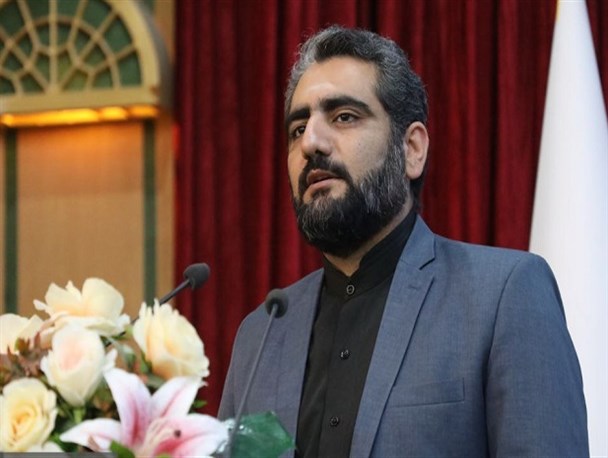 کتابخانه مرکزی یزد، نمونه بارز کتابخانه استاندارد در کشور/ استان یزد نیازمند کتابخانه سیار است