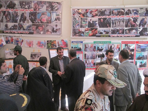 برپایی نمایشگاه مبارزه با مواد مخدر در آزادشهر+تصاویر