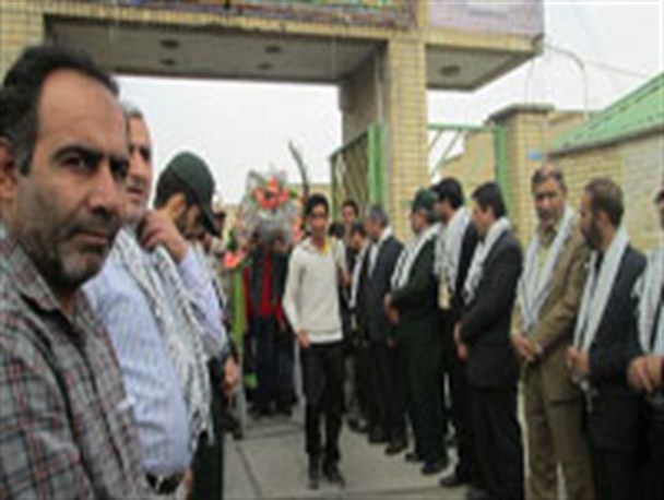 بدرقه باشکوه کاروان دانش آموزی راهیان نور با حضور مسئولین استانی+تصاویر
