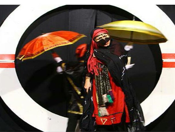 نمایش "نبض آهسته زندگی" برروی صحنه رفت