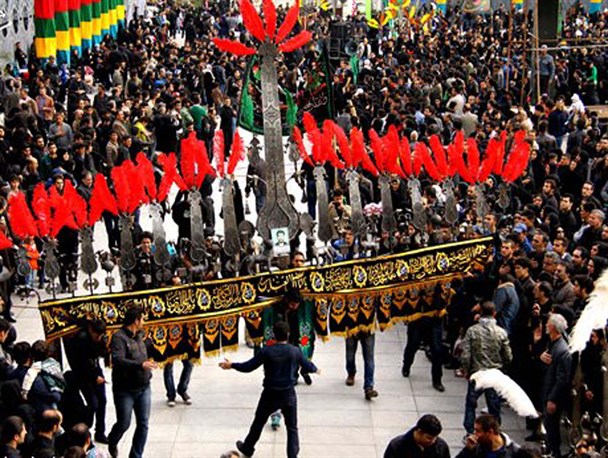 هیئت های مذهبی از ورود به مسایل جناحی و سیاسی خودداری کنند