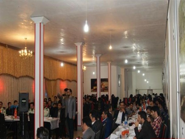 نشست بصیرت دینی ویژه خانواده های نیروی انتظامی در چالدران بر گزار شد