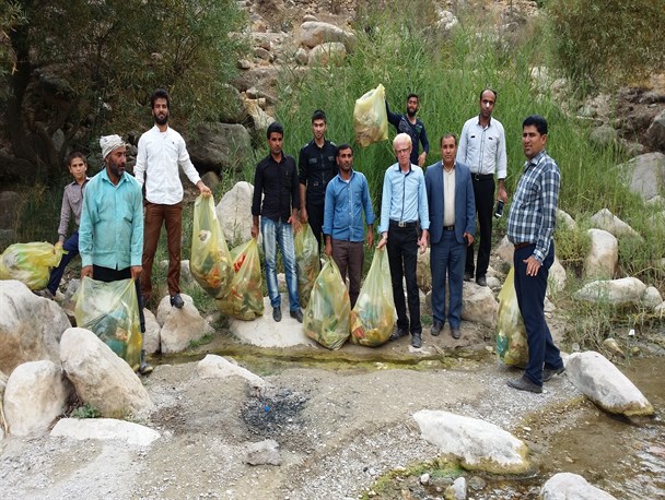 پاک سازی طبیعت منطقه گردشگری موگرمون در شهرستان لنده/عکس