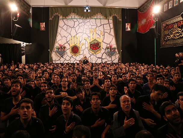 مراسم عزاداری سالار شهیدان در مسجد ساعت اراک