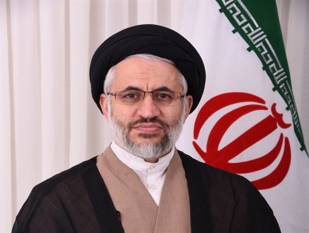 آموزش‌وپرورش اجازه ندارد تبلیغات انتخاباتی کند/ دولت تدبیر و امید با ترویج فرهنگ ایثار و شهادت مخالف است