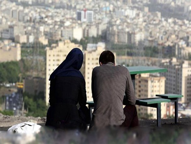 رد پای نگاه سخت گیرانه والدین در ازدواج جوانان/دختران و پسران ایرانی اسیر فوبیا زندگی مشترک