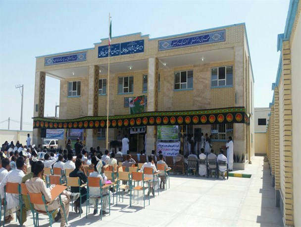 بهره برداری از مدرسه دخترانه آفرینش قصرقند و کلنگ زنی دو واحد آموزشی در سیستان و بلوچستان +تصاویر