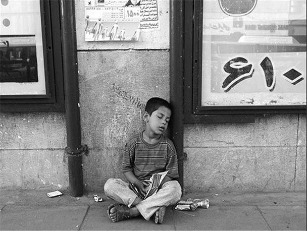 327 کودک کار و خیابان در شیراز است