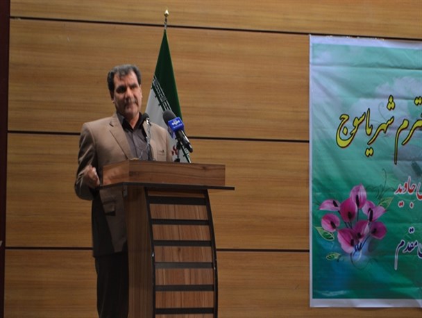 از سرمایه گذاران استقبال می کنیم/ نباید کمربندی از فقر در حاشیه پایتخت طبیعت استان شکل بگیرد