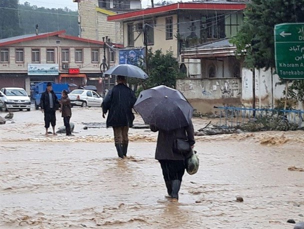 آبگرفتگی منازل و راه‌های دسترسی ۲ مشکل اصلی در بخش مرکزی و هزارجریب